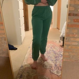 New call her daddy unwell sweatpants M